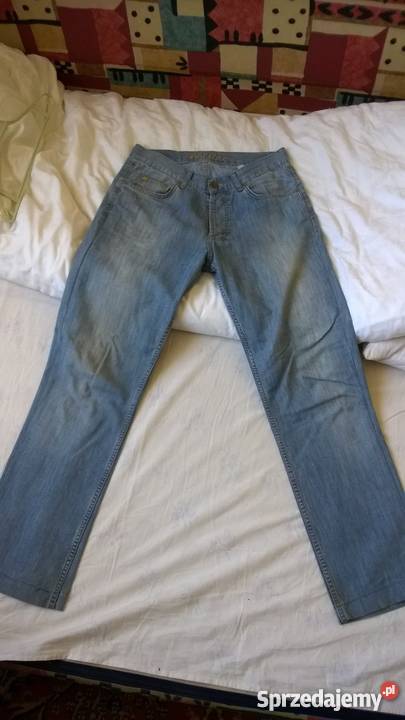 Męskie jeansy jasne z przetarciami Rozmiar M Odzież codzienna Marki
