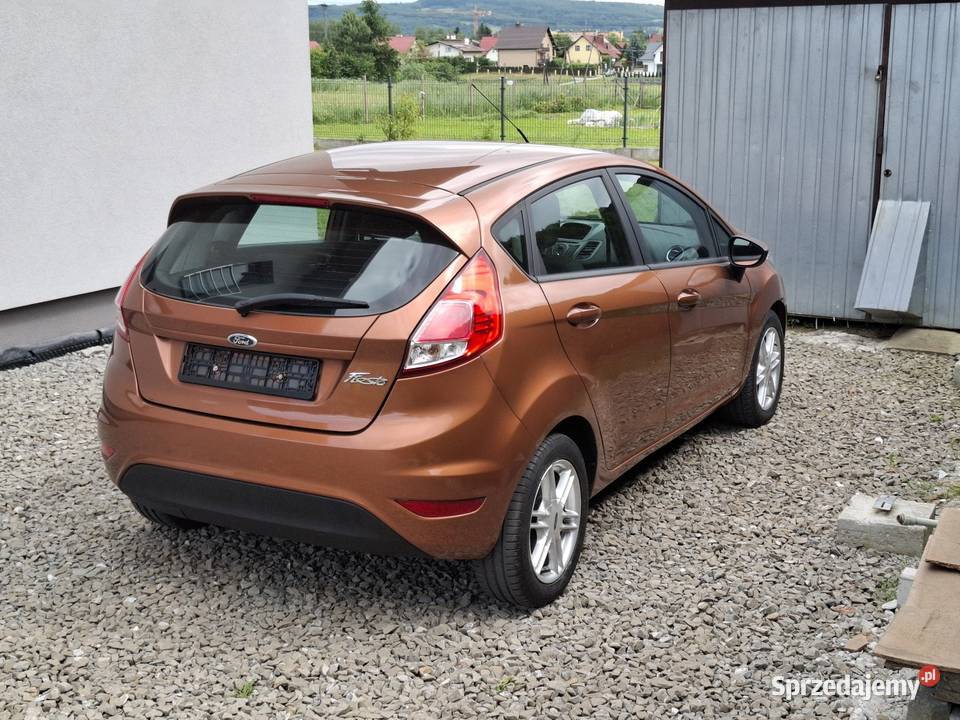 2015 Ford Fiesta MK7 lift 125 82 5 drzwi 1249cm3 Dynów sprzedam