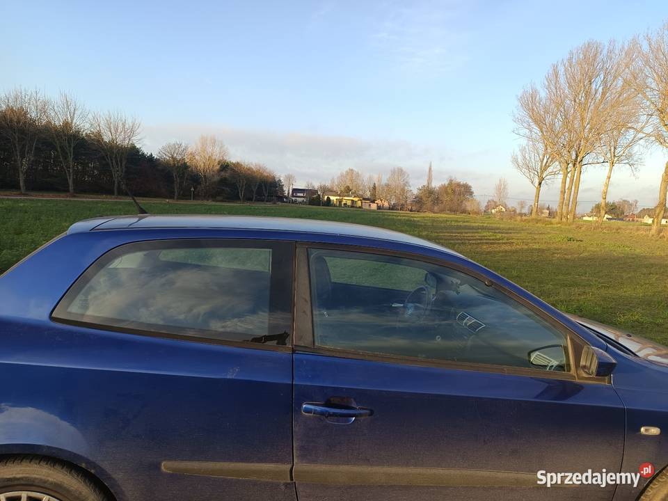 sprzedam samochód osobowy marki fiat stilo 1 6 gniazdo AUX Stilo Osięciny