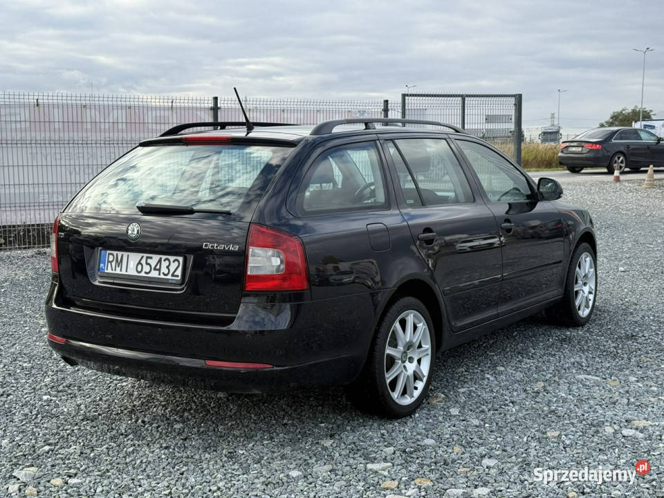 koda Octavia 20TDi 110 2013r Salon II 20042013 nieuszkodzony Octavia dolnośląskie Wojkowice