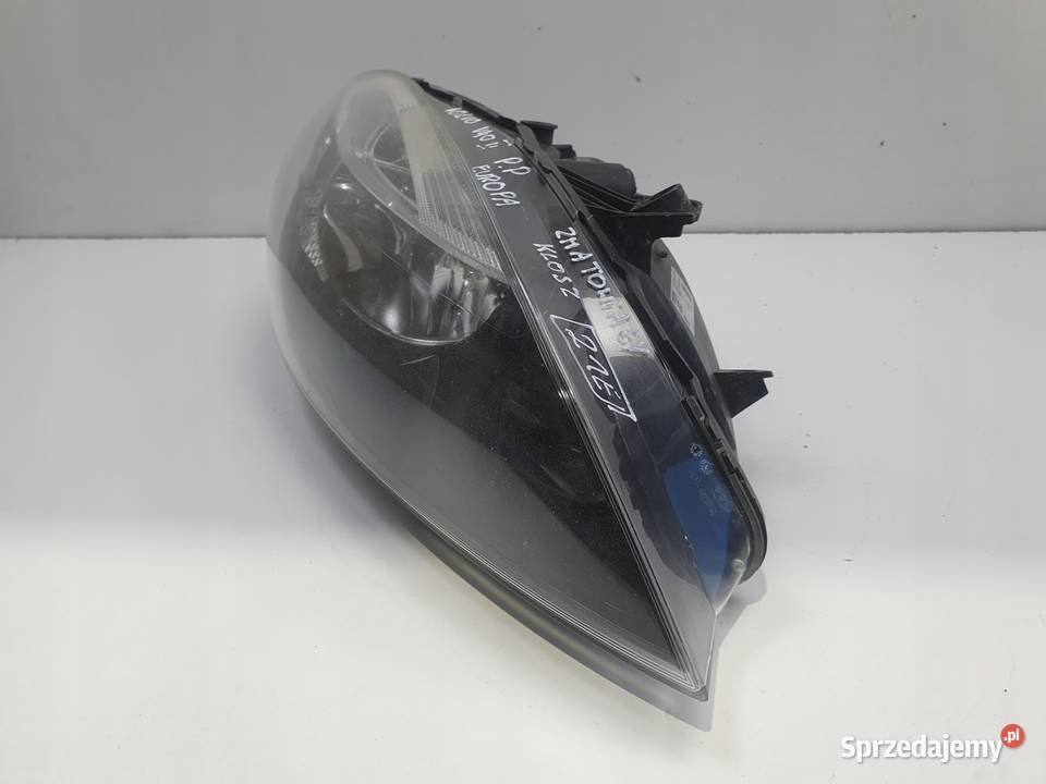 VOLVO V40 II 1219r PRZEDNIA LAMPA PRAWA PRAWY Lampy przednie lubelskie Janów sprzedam