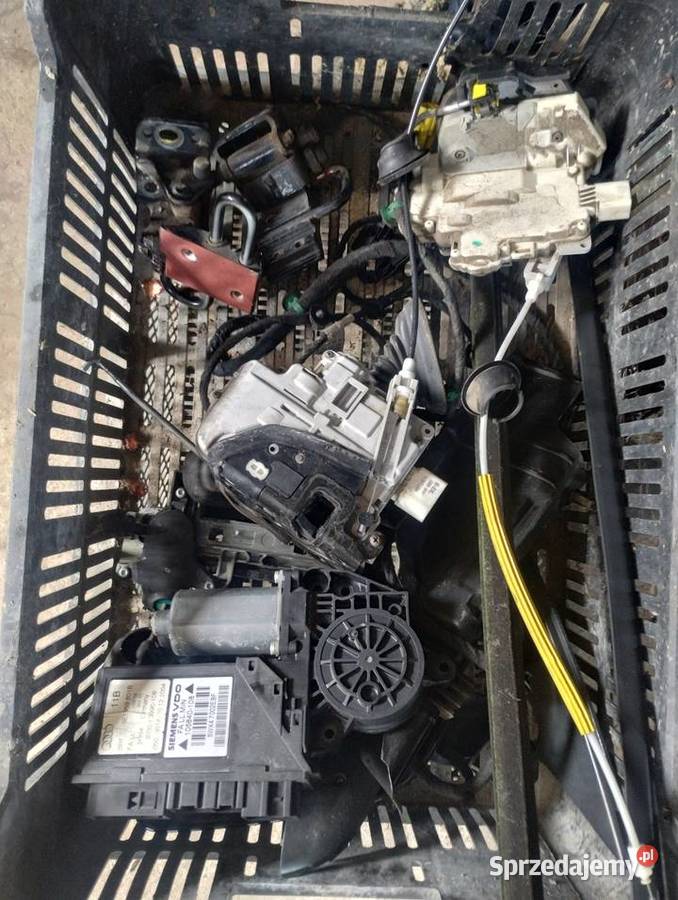 Lewe tylne drzwi Audi a4 B7 ly9b Charsznica
