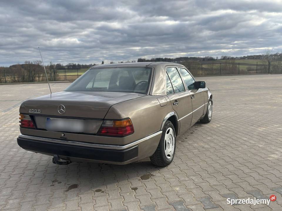 Mercedes Benz W124 Szeroka Listwa podlaskie Krupniki