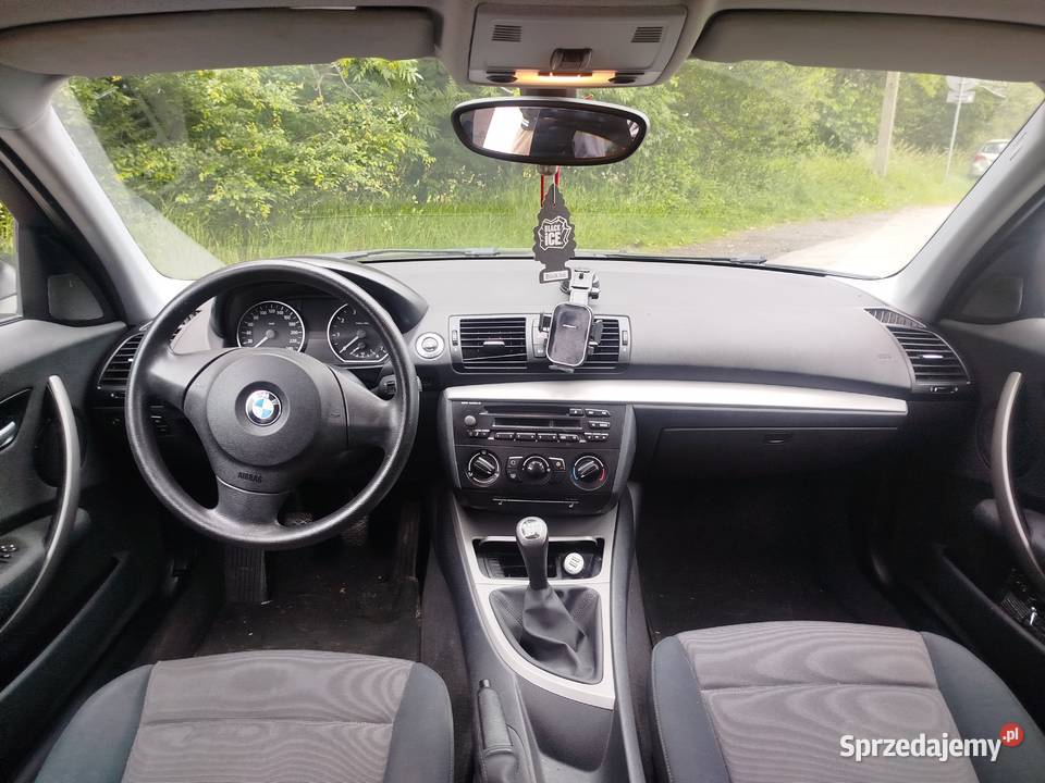 Sprzedam BMW serii 1 manualna
