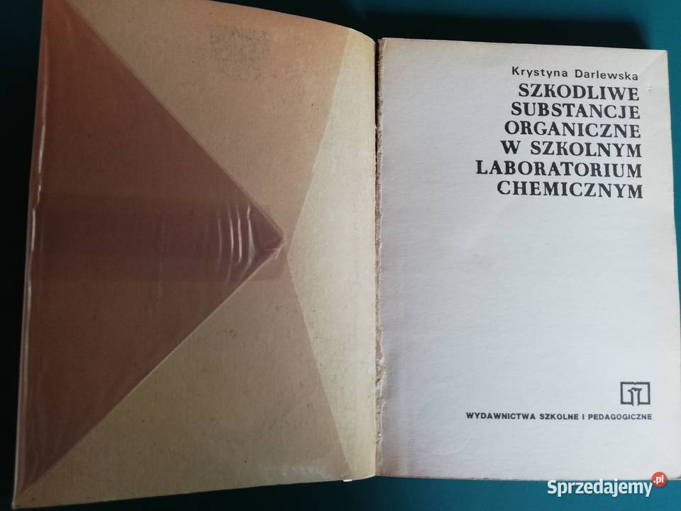 Szkodliwe substancje organiczne w szkolnym Rok wydania 1979