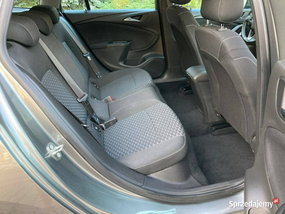 Opel Astra 14 150 Automat Alu felgi CarPlay FV23 Lipówki
