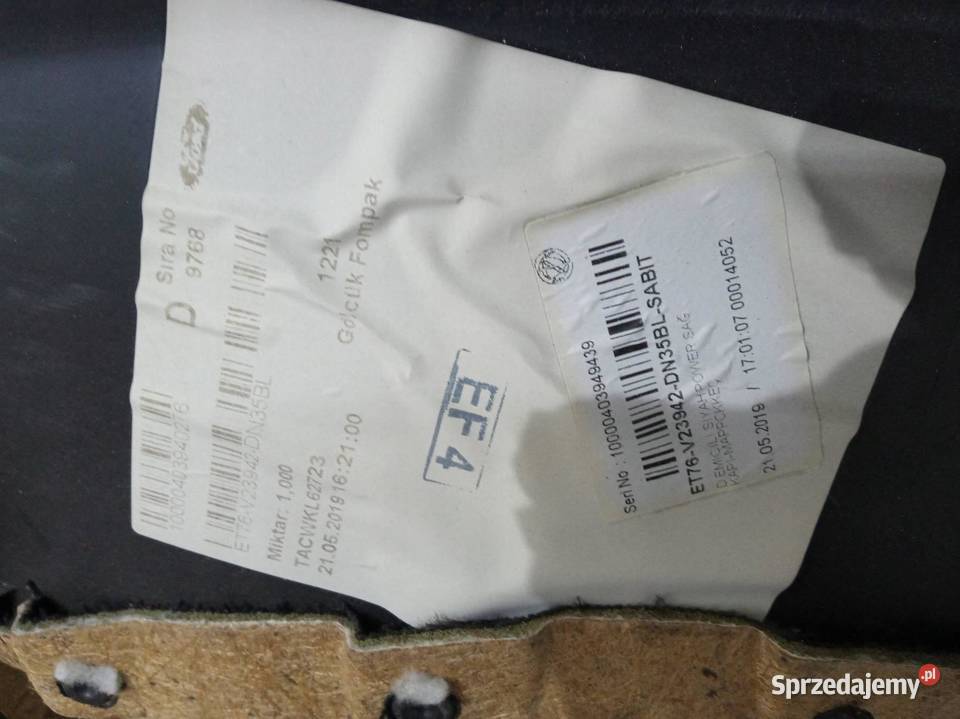 TAPICERKA BOCZEK LEWY PRAWY PRZÓD KOMPLET Ford