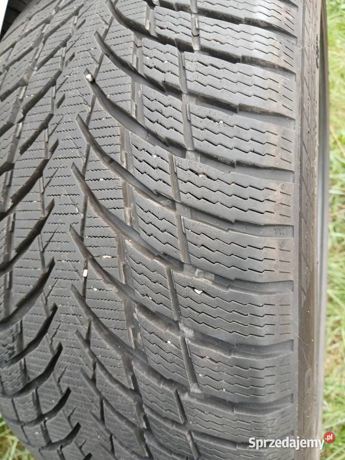 Opony Nokian 235 40 15 2022 nowe sprzedam