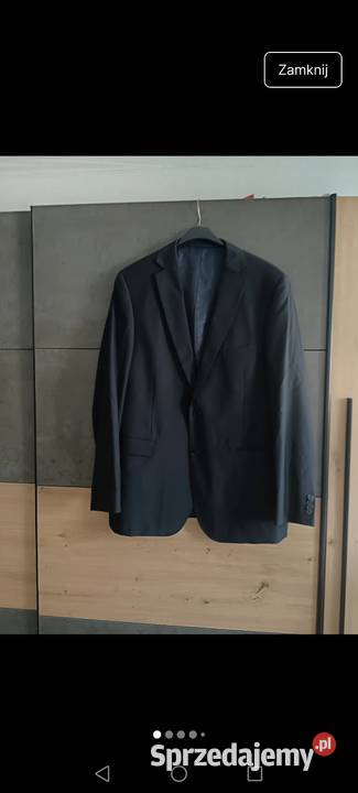 Marynarka czarna oversize o męskim kroju podkarpackie Krosno