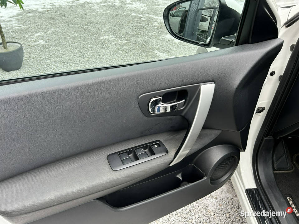 Nissan Qashqai TEKNA Panorama dach Kamera 1598cm3 Bydgoszcz