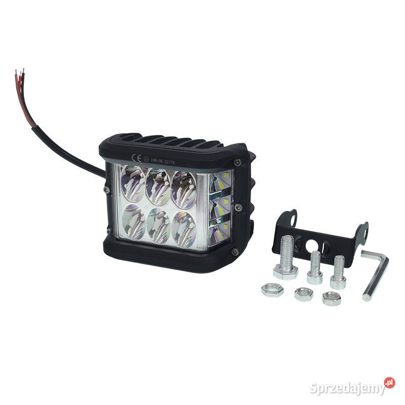 LAMPA ROBOCZA PANEL LED BIAŁE ŚWIATŁO CUBE 1030V