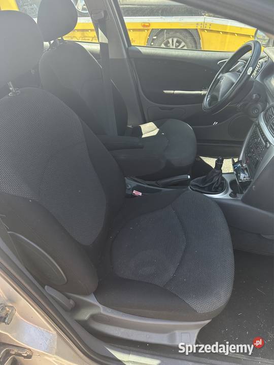 Citroen C5 16 HDI 2006 4/5 Nysa sprzedam