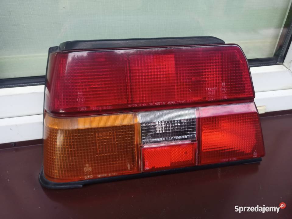 Toyota Tercel L20 lampa tył tylna lewa hatchback lampy tylne Sieradz