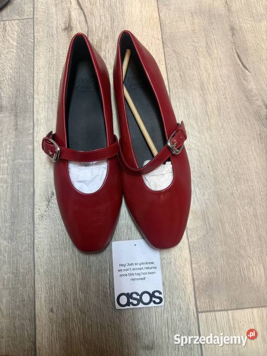 40 Asos Design Czerwone baleriny z zapięciem z Kraków sprzedam