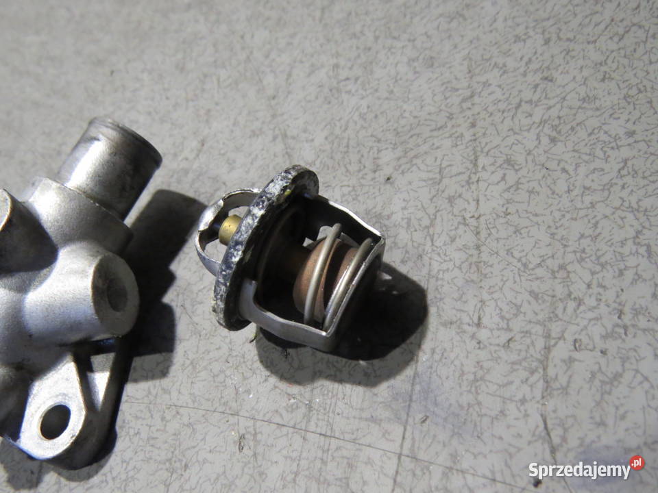 SUZUKI BURGMAN 400 2004 K4 250 termostat dekiel