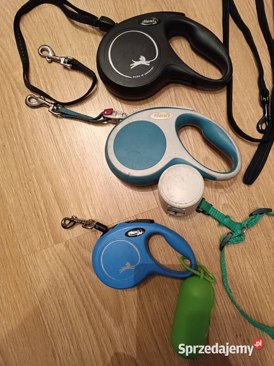 Zestaw smyczy obrożyszelek i butelka psa