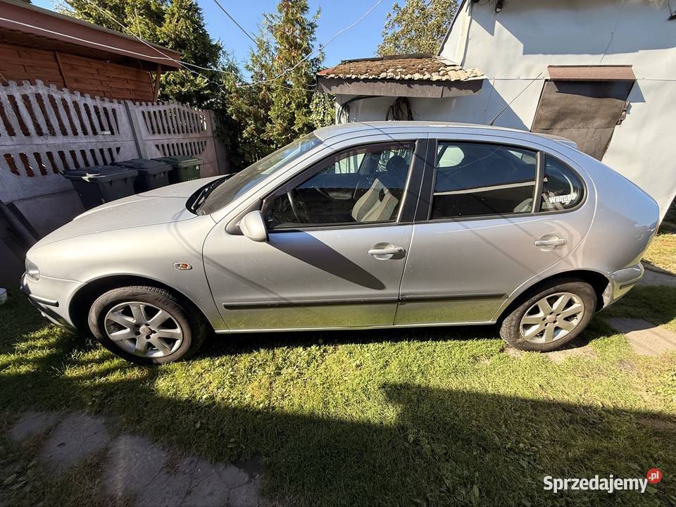 Seat Leon 1m 16 Benzyna Gaz centralny zamek Sieradz