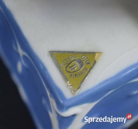 Stara figurka Royal Dux lwica cyrkowa łódzkie Łódź