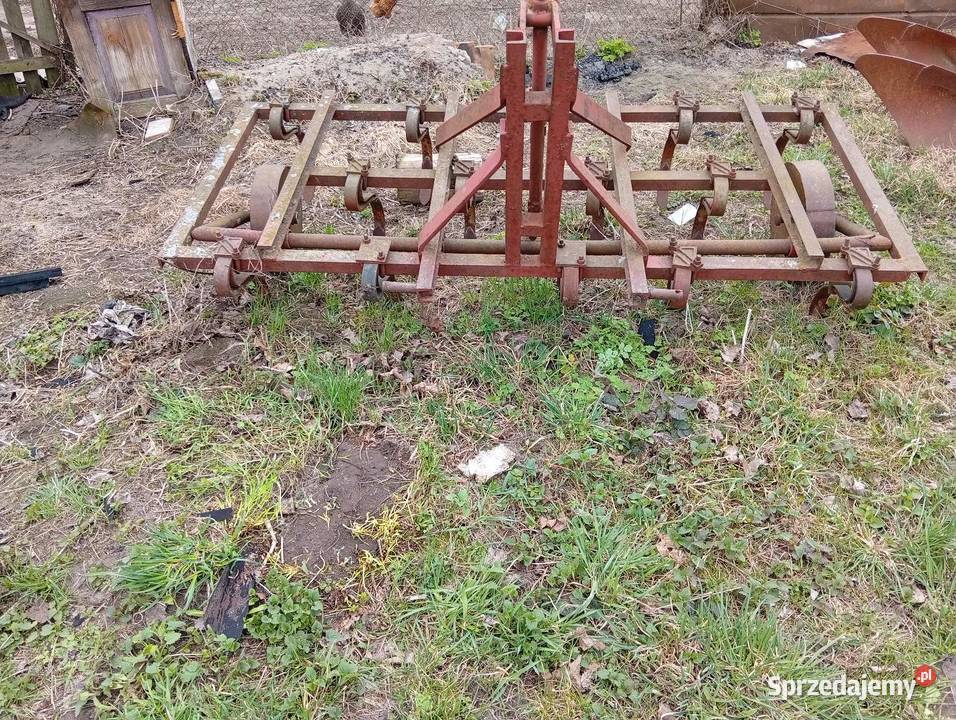 sprzedam kultywator 260m 700 pługi 2 400 i Sokółka sprzedam