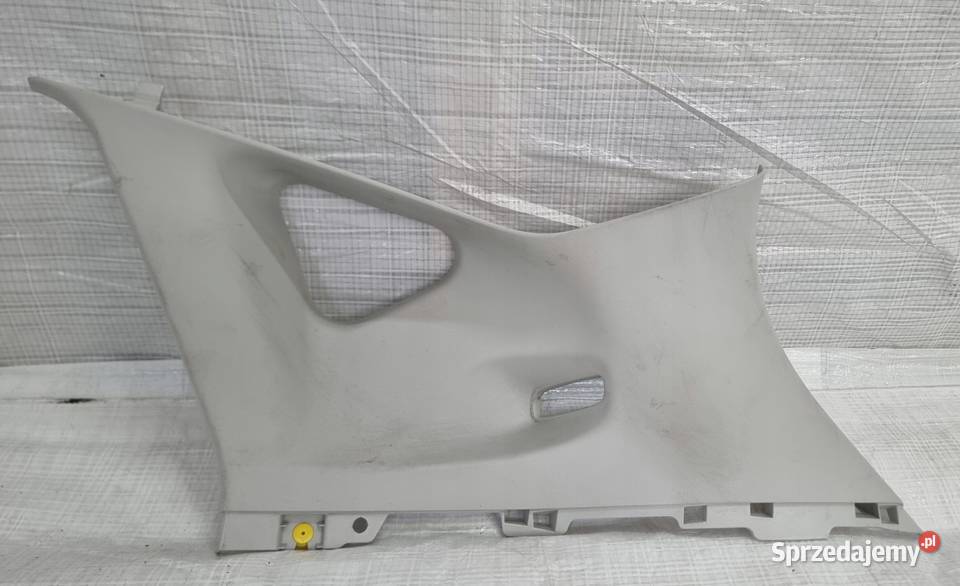 PLASTIK OSŁONA SŁUPKA PRAWY TYŁ H1BBA31011AFW Podszybia