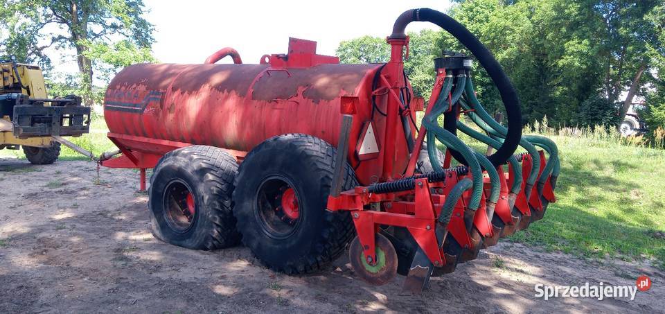 Beczkowóz zalewowy z aplikatorem nieuszkodzony Szołtany