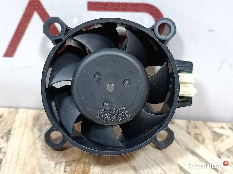 MERCEDES C KLASA W206 WIATRAK WENTYLATOR LAMPY osobowe Pleszew