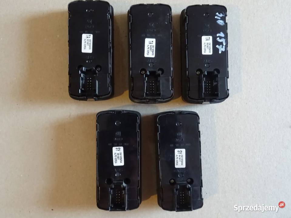 Panel włącznik przycisk elektrycznych składanych Wyposażenie wnętrza Parcice sprzedam
