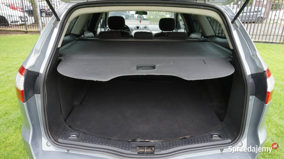 Ford Mondeo zarejestrowany ubezpieczony Mondeo