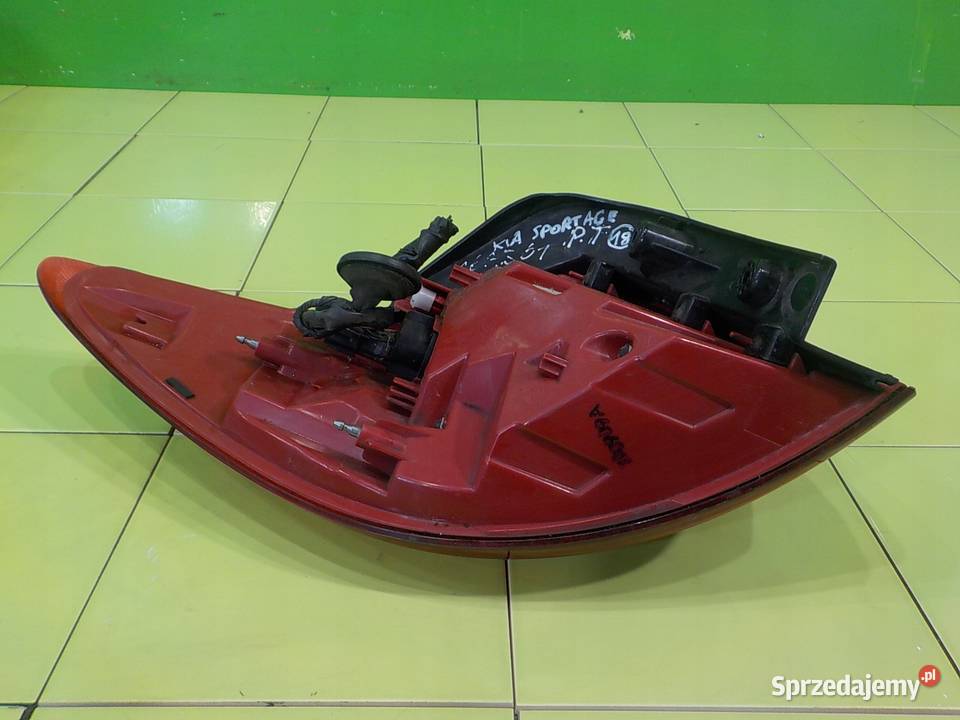 VOLVO V70 III R DESIGN 20 D 09r KOMBI lampa Oświetlenie Suków sprzedam