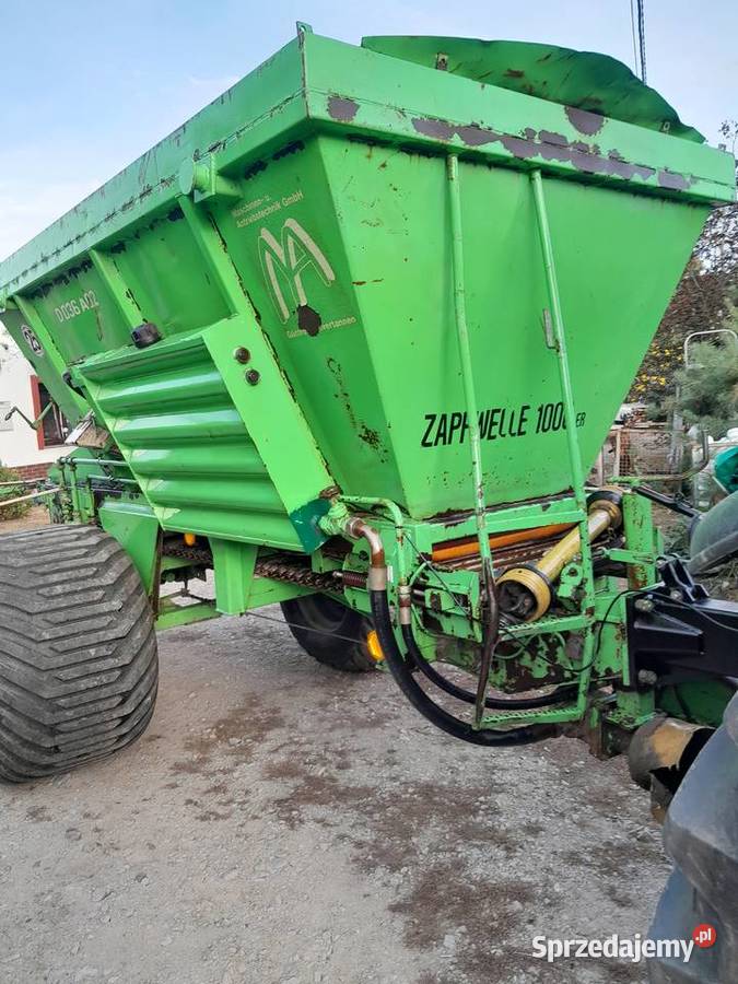 Rozsiewacz wapna Gustrower D036 A02 Sadogóra