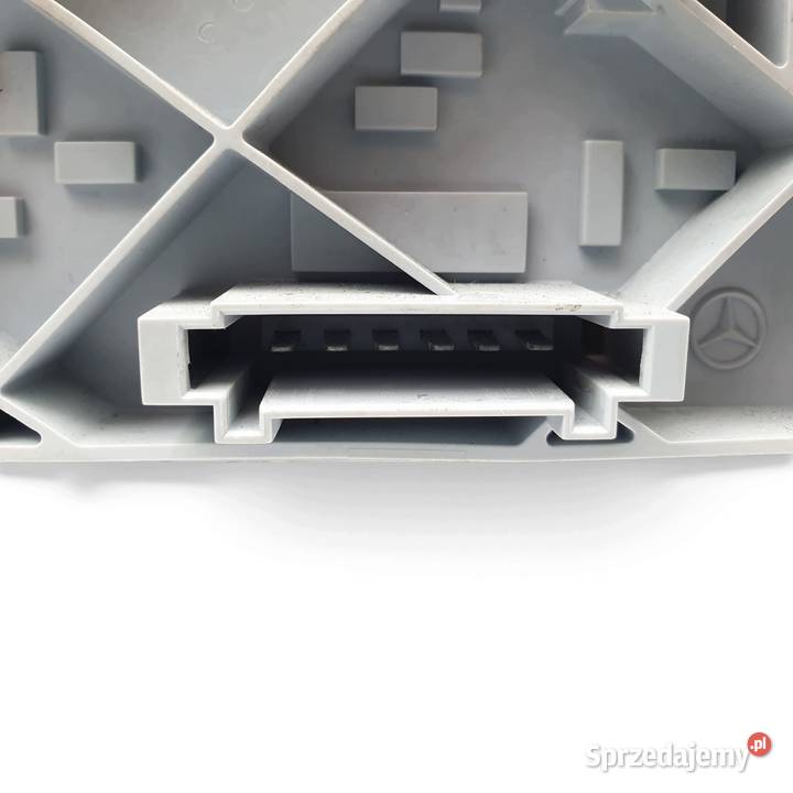 LAMPA PRAWA Mercedes W203 Sedan tylna prawy tył Chełm