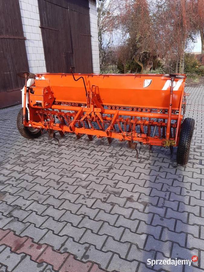 Siewnik Poznaniak 27m nieuszkodzony Turobin