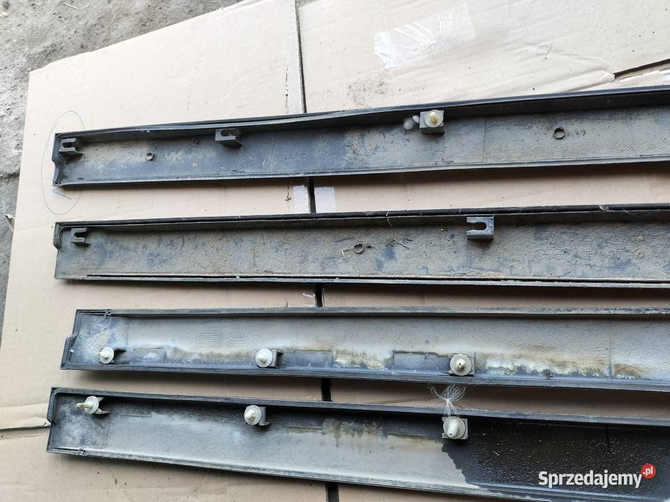 VW GOLF II 2 JETTA 2 listwa drzwi LISTWY Kamień-Kolonia