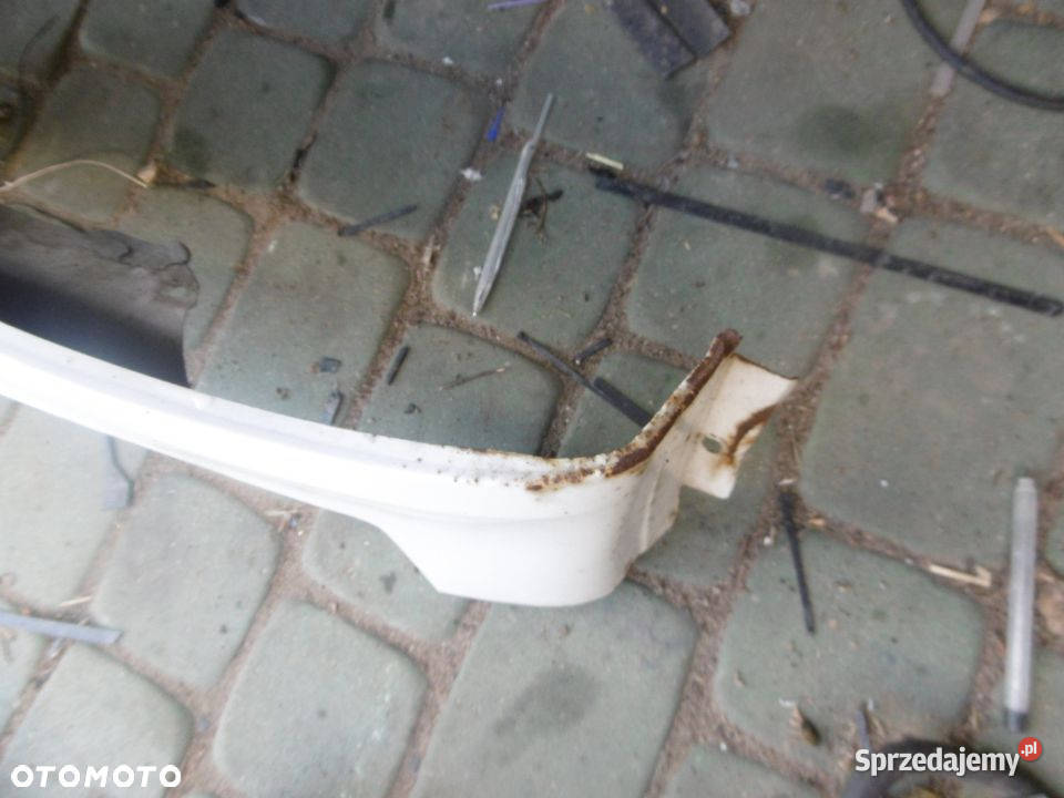 Błotniki prawy Fiat Punto II Radom