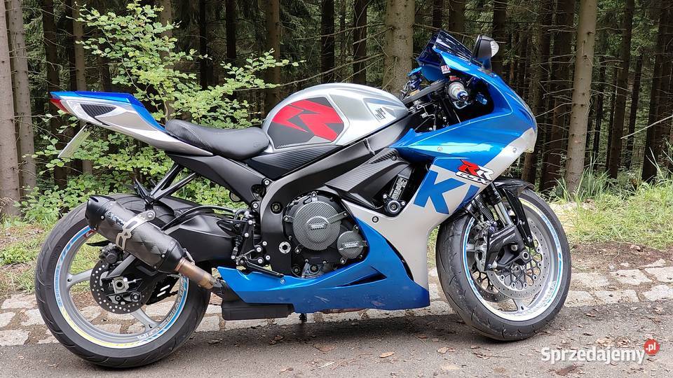 Suzuki GSXR 600 2017 przebieg 6000 Stan IDEALNY nieuszkodzony Świdnica