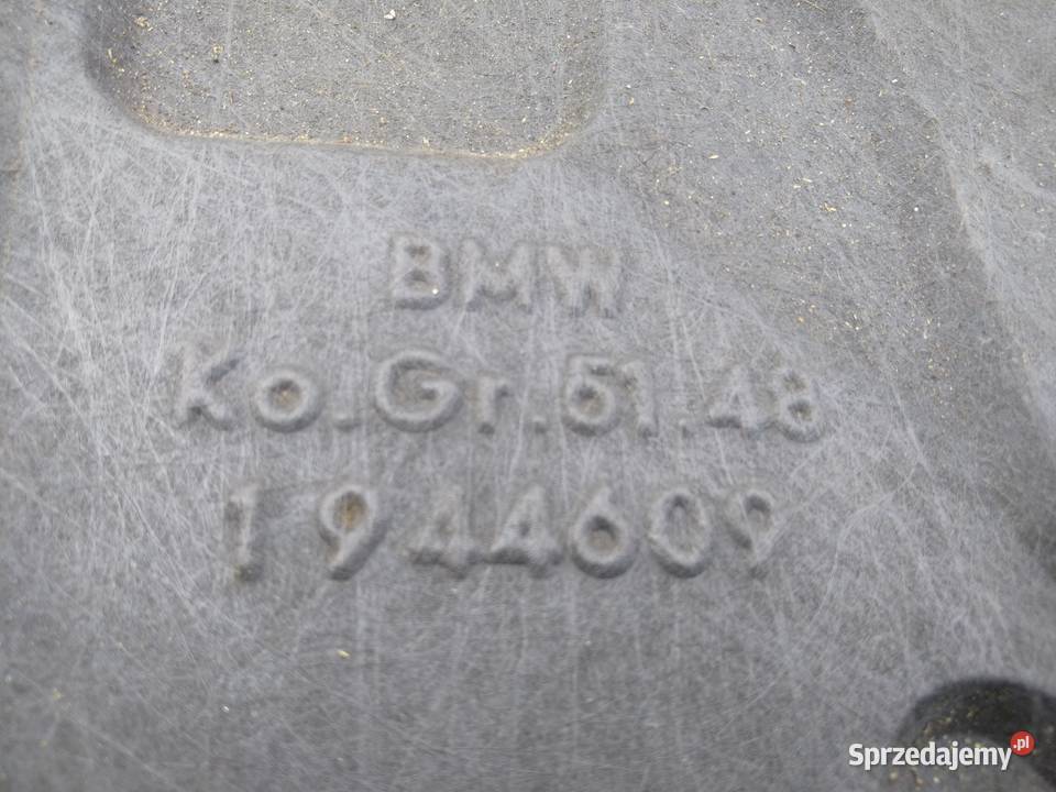 mata wygłuszająca maski BMW E34 Bydgoszcz