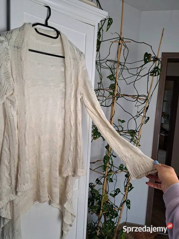 Ażurowy kardigan Diverse S romantyczny styl i biały Marynarki i żakiety Trąbki Wielkie