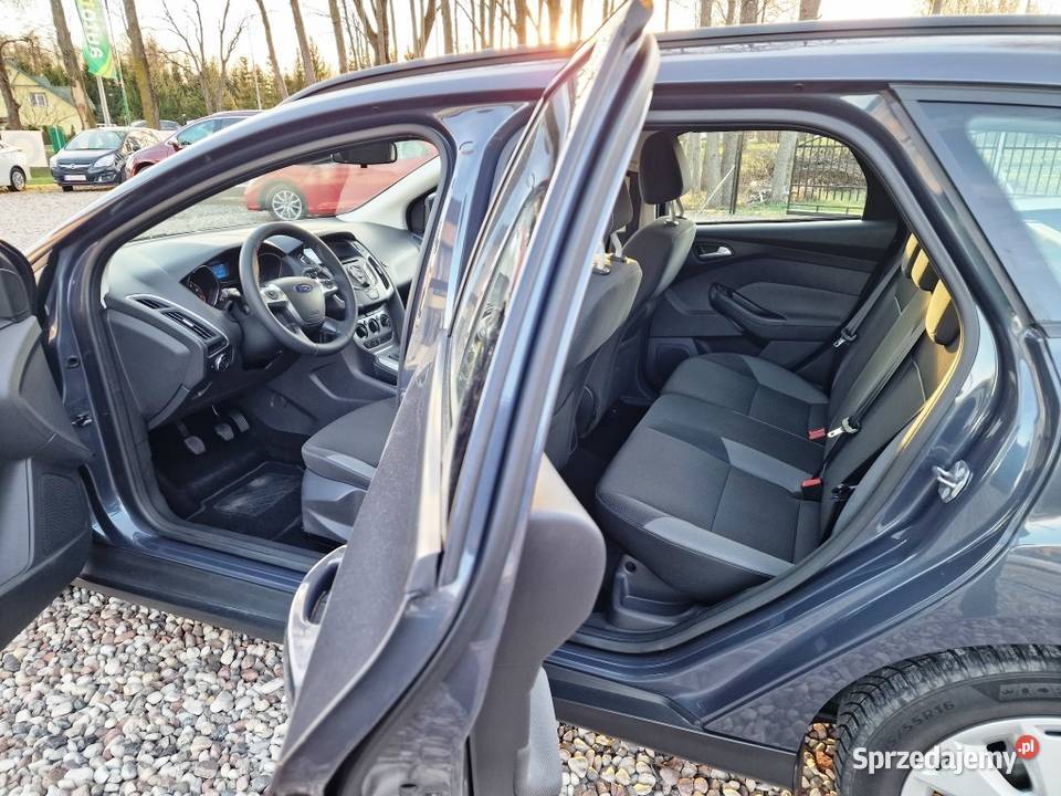 Ford Focus 16 Benzyna Sprowadzony Zarejestrowany nieuszkodzony Białystok