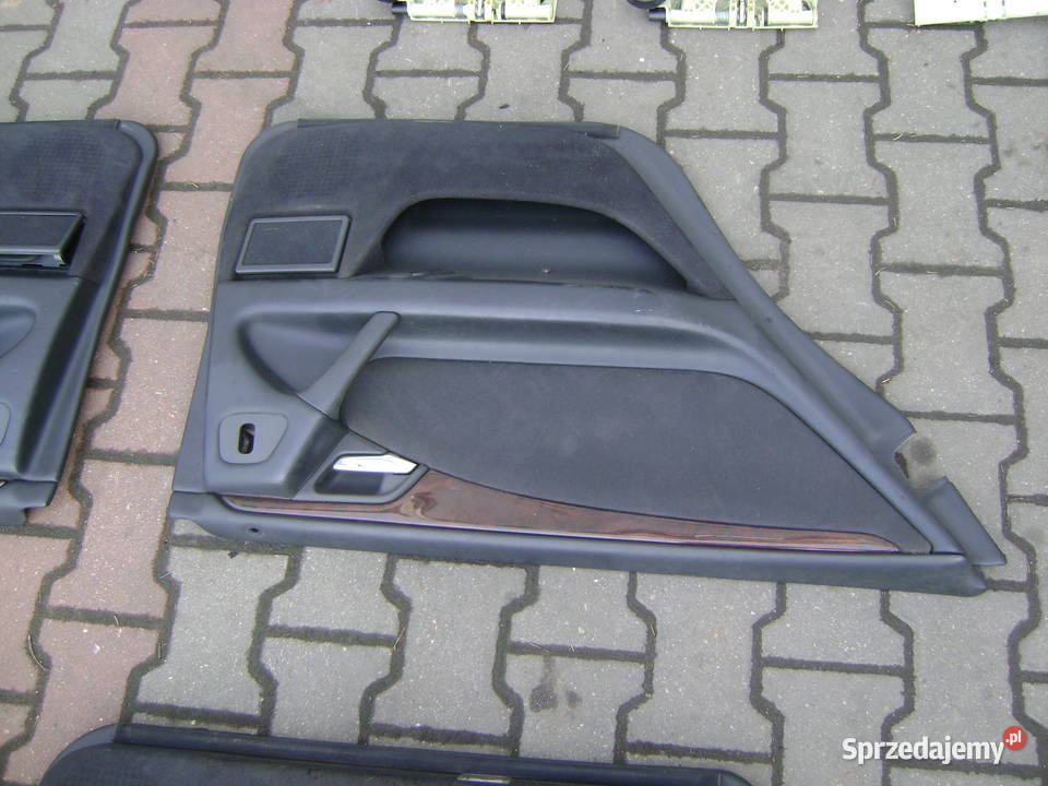 MERCEDES E W210 OKULAR FOTELE KANAPA BOCZKI Wyposażenie wnętrza sprzedam