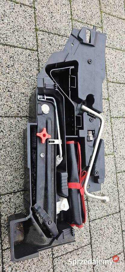 Zestaw kluczy serwisowych BMW E46 lewarek klucze Wykroty