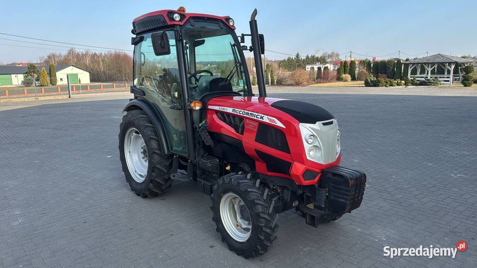 Ciągnik sadowniczy McCormick X450V