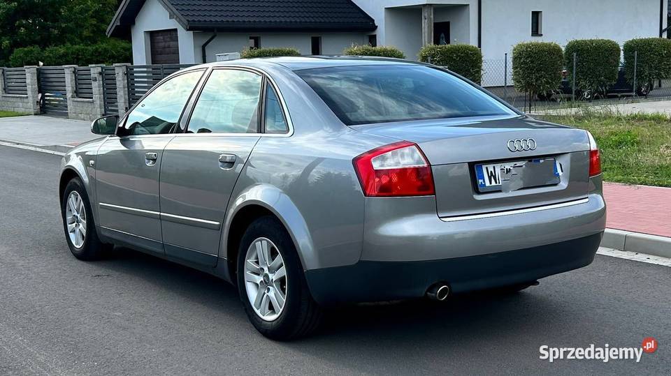 Audi A4 B6 20 benzyna 130 kupiony w Polsce Pilawa
