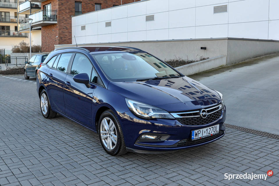 Opel Astra 16CDTI Bezwypadkowa 2017 r Wrocław