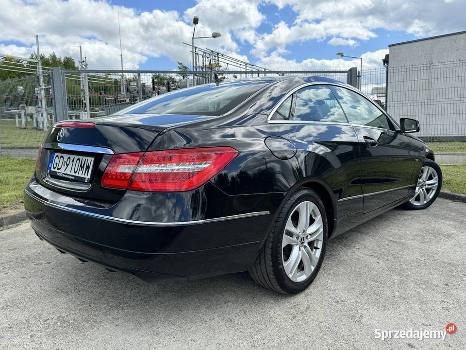 MERCEDES E250 COUPE AUTOMAT SKÓRA BIXENON automatyczna
