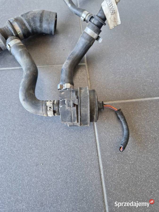 Pompka obiegu wody Alfa Romeo Stelvio 51975685 osobowe Pompy wody Złocieniec
