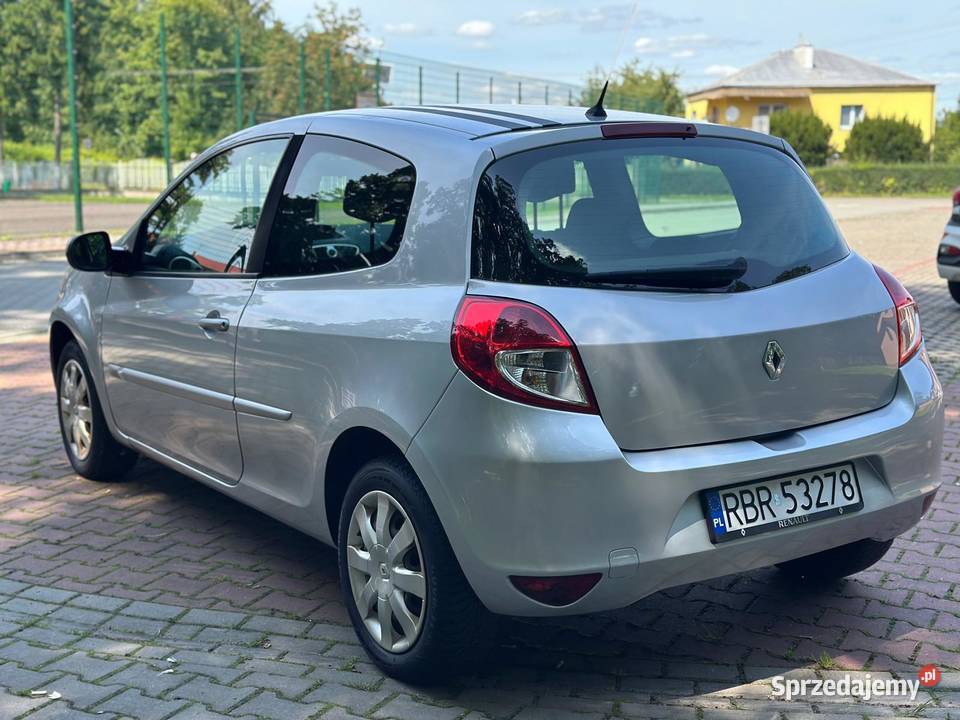 RENAULT CLIO III LIFT 12 BENZYNA 2011 Samochody osobowe Haczów