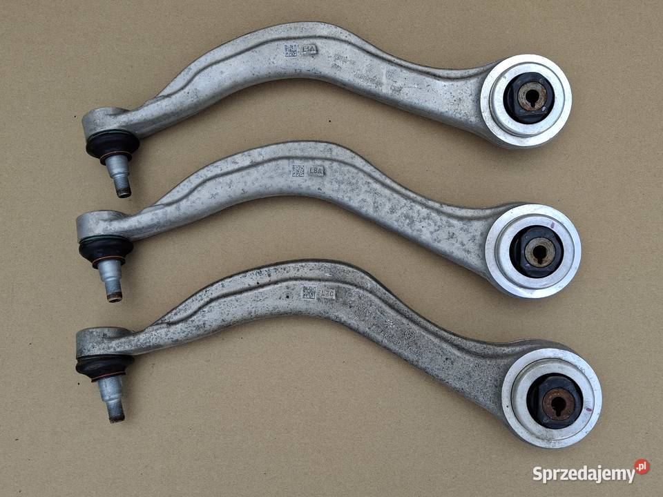 MASERATI GRECALE M182 ALFA ROMEO STELVIO WAHACZ Bieleń