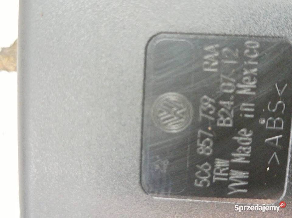 ZAPINKA PASA BEZPIECZEŃSTWA TYŁ KANAPY 5C VW