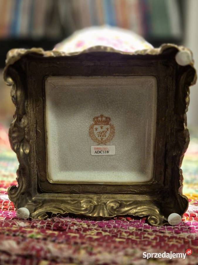 Porcelanowa waza królewska róże mosiądz ACD 118 Porcelana i szkło Wrocław