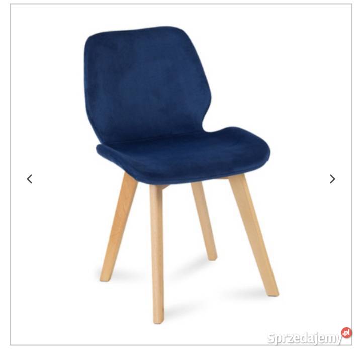 Granatowe krzesło glam z weluru Nogi z drewna